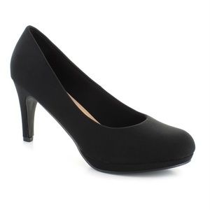 Chelsea Moreland Rounded Toe Fabric Heels